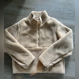 Alo Yogs half zip Sherpa Sweater